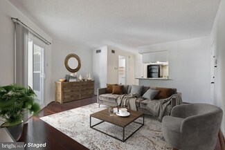 1535 Lincoln Way Unit 101, McLean, VA 22102