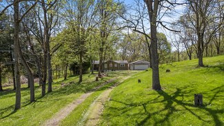 811 Rose Mary Hill Dr, Pittsburgh, PA 15239