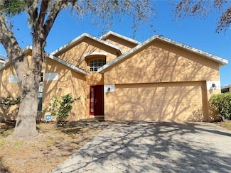 2109 Woodsedge Dr, Kissimmee, FL 34746