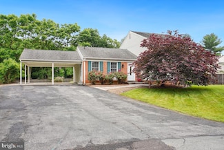 13 Gelding Ct, Olney, MD 20832