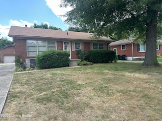 2120 Auburn Dr, Louisville, KY 40216