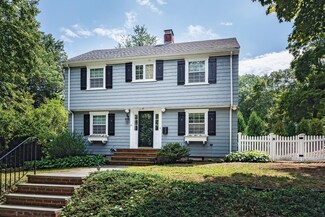 40 Bolton Rd, Newtonville, MA 02460