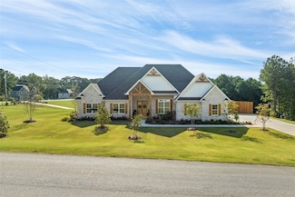 3506 Tyler Ct, Opelika, AL 36801