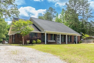 1738 County Road 32, Etta, MS 38627