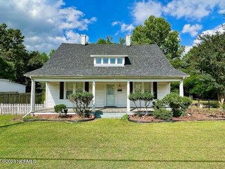 1003 N King St, Windsor, NC 27983