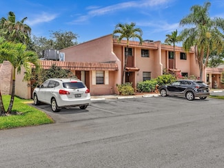 12 Toledo Ct Unit 2, Davie, FL 33324