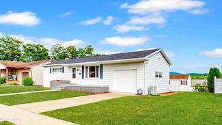 325 Tate St, Taylor, PA 18517