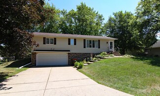 6110 Brent Ave, Inver Grove Heights, MN 55076