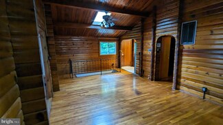 1096 Hobbs Ct, Lusby, MD 20657