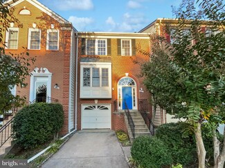 4017 Dogberry Ln, Fairfax, VA 22033