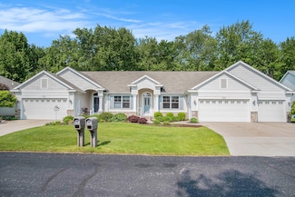 1313 Linwood Dr NW Unit 18, Grand Rapids, MI 49534