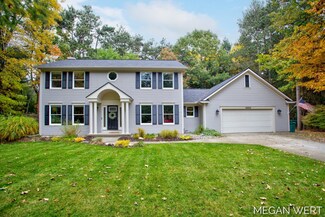 15255 Hofma Dr, Grand Haven, MI 49417