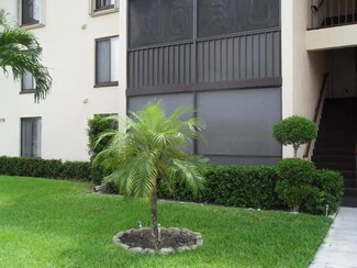 819 Sky Pine Way Unit 11, Greenacres, FL 33415