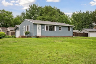 1401 76th Ave NE, Minneapolis, MN 55432