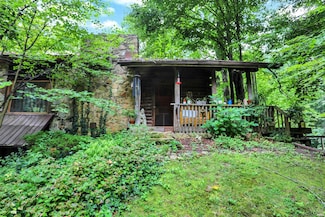 9307 E Dill Rd, Morgantown, IN 46160