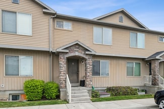 8061 N Plum Creek Dr Unit 2, Eagle Mountain, UT 84005