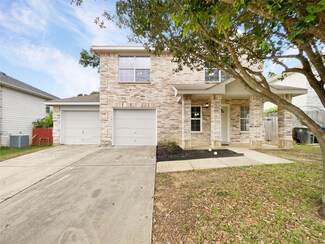 1318 Pigeon Ct, Grand Prairie, TX 75051