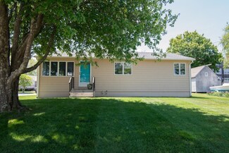 15 Treasure Rd, Narragansett, RI 02882