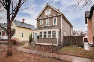 586 Edmund Ave, Saint Paul, MN 55103
