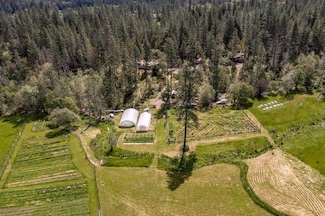 2860 E Fork Rd, Williams, OR 97544