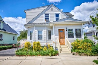 21 Davis St, Malden, MA 02148