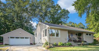 206 Oriole Trail, Trail Creek, IN 46360