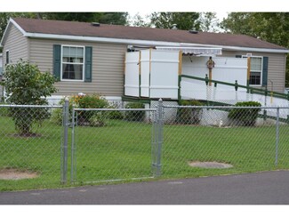 215 Lower Cir, Richmond, VT 05477