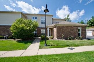 626 Pineridge Dr N Unit 24, Oswego, IL 60543