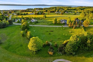 430 Crooked Tree Dr Unit 47, Petoskey, MI 49770