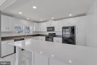 82b Edward Ln, Lothian, MD 20711