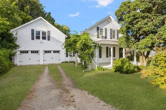 37 Gardner Ave, West Warwick, RI 02893