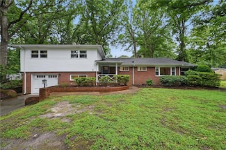 4629 Hermitage Rd, Virginia Beach, VA 23455