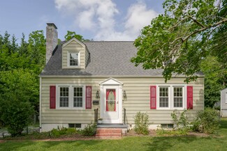 104 Fraser Ln, Staunton, VA 24401
