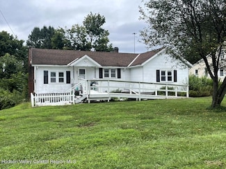 62 Old Sawkill Rd, Kingston, NY 12401