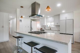 8301 Mission Gorge Rd, Santee, CA 92071