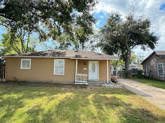 1414 Polk Ave, Pasadena, TX 77506