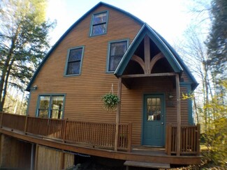 86 Ledgewood Dr, Randolph, VT 05060
