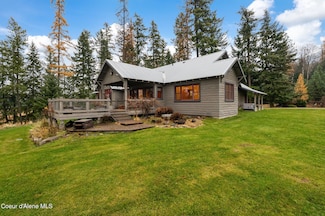 2995 E Dufort Rd, Sagle, ID 83860