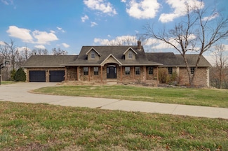 6176 N Farm Road 215, Strafford, MO 65757