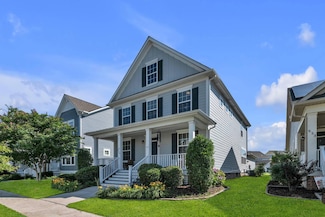 529 Simpson Ln, Chesapeake, VA 23323