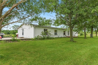 46005 E State Route N, Creighton, MO 64739