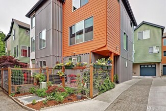 472 N 130th St, Seattle, WA 98133