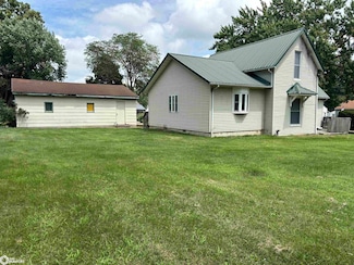 1401 W Finley Ave, Ottumwa, IA 52501