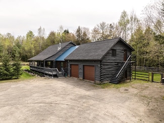 42 Chickadee Ln, Littleton, NH 03561