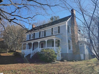 214 S Main St, Campobello, SC 29322