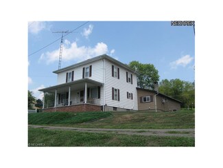 67 City View Dr, Sherrodsville, OH 44675