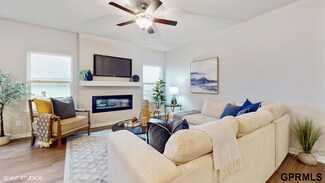 6231 Harvest Dr, Omaha, NE 68157