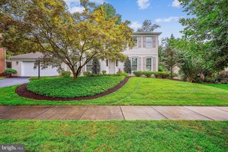 1741 Crestview Dr, Potomac, MD 20854