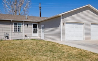 1219 White Water Ave, Cody, WY 82414