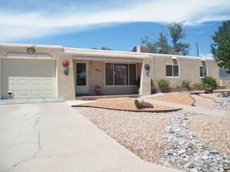 8113 Aspen Ave NE, Albuquerque, NM 87110